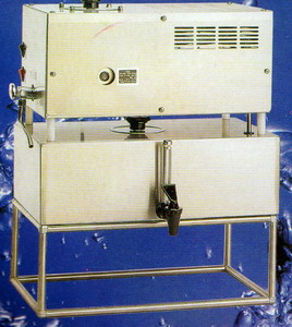 8G蒸餾水機
